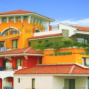 4* Hotel Kiparisite